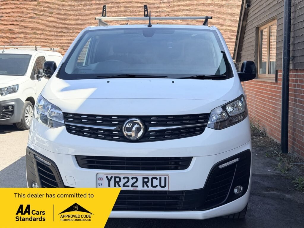YR22RCU Vauxhall Vivaro 1.5 Turbo D 2700 Sportive L1 H1 Euro 6 (s/s) 6dr 3 MONTHS WARRANTY