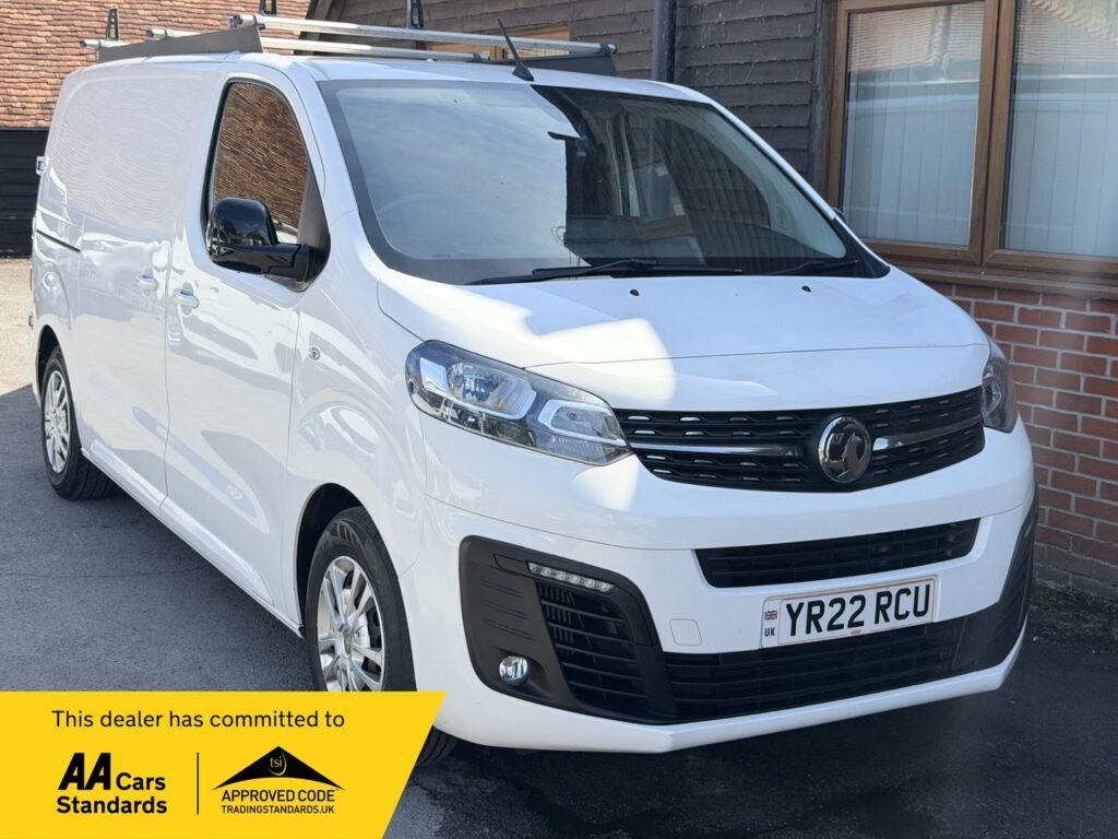 YR22RCU Vauxhall Vivaro 1.5 Turbo D 2700 Sportive L1 H1 Euro 6 (s/s) 6dr 3 MONTHS WARRANTY