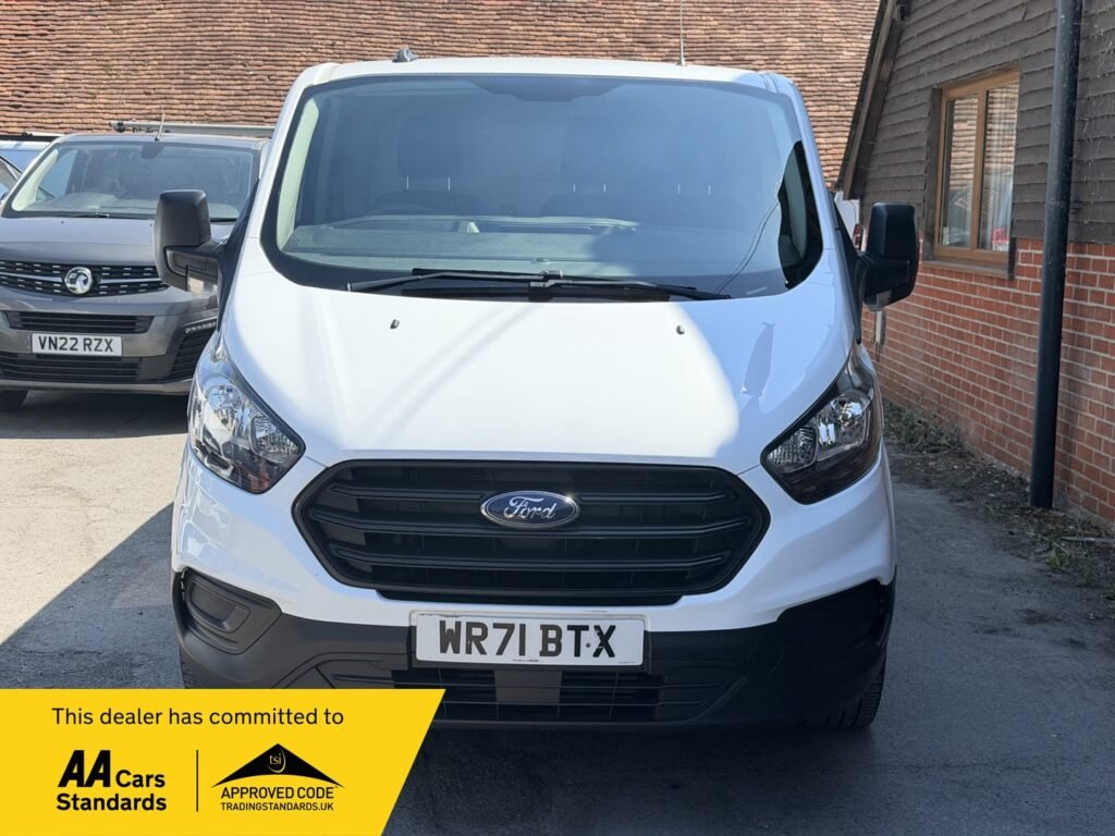 WR71BTX Ford Transit Custom 2.0 260 EcoBlue Leader L1 H1 Euro 6 (s/s) 5dr 3 MONTHS WARRANTY
