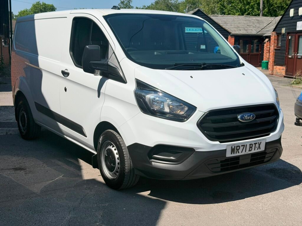 WR71BTX Ford Transit Custom 2.0 260 EcoBlue Leader L1 H1 Euro 6 (s/s) 5dr 3 MONTHS WARRANTY
