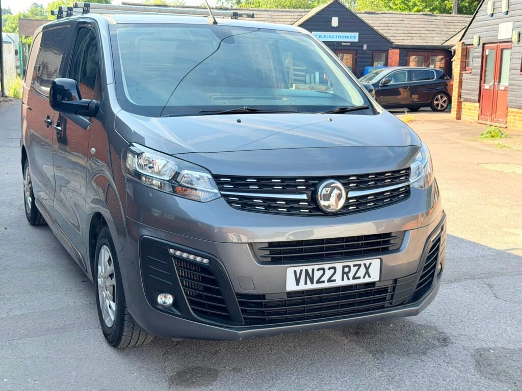 VN22RZX Vauxhall Vivaro 1.5 Turbo D 2700 Sportive L1 H1 Euro 6 (s/s) 6dr 3 MONTHS WARRANTY